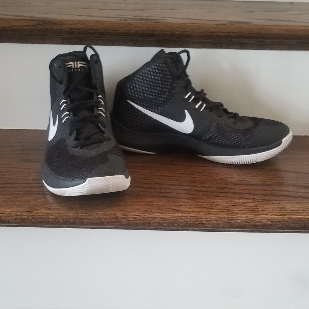 Men's Basketball Shoes
